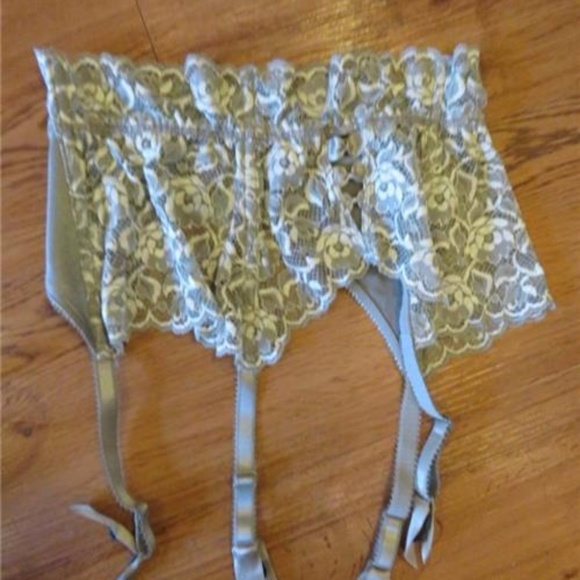 LOU GOLD OLIVE GREEN BRA & GARTER SET SIZE 34C - Picture 2 of 6